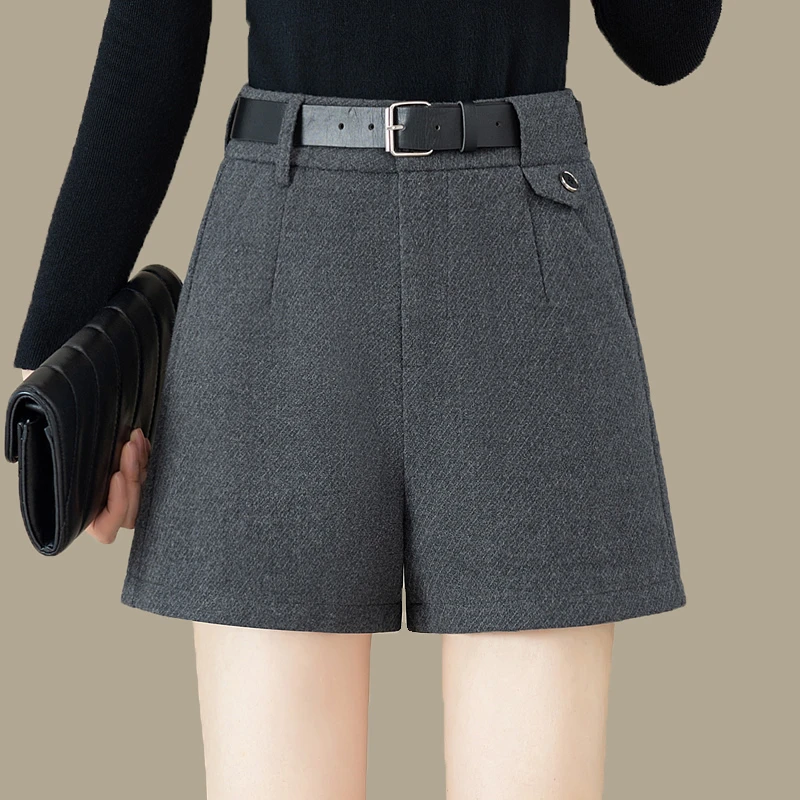灰色毛呢休闲西装短裤女2025新款秋冬高腰时尚外穿a字阔腿裤靴裤