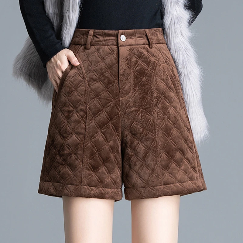 复古港风绒面加厚短裤女秋冬新款加棉高腰显瘦阔腿休闲裤外穿靴裤