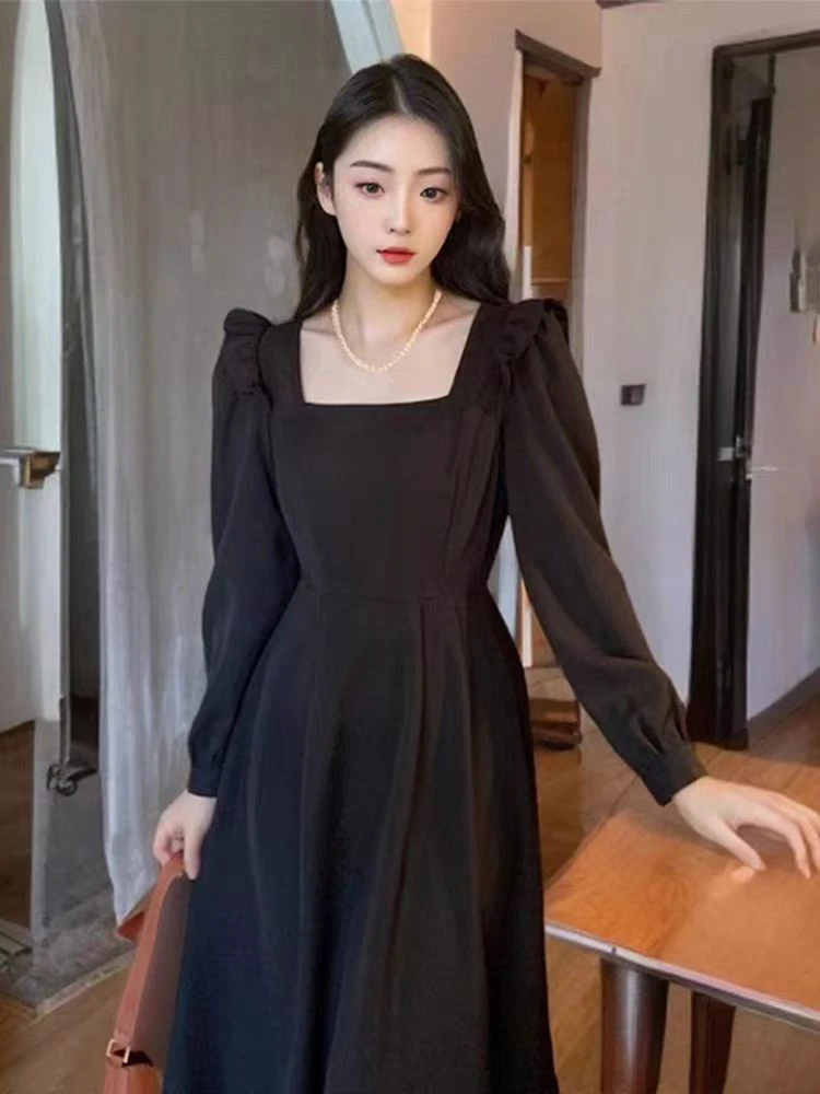 设计感气质黑色赫本风法式方领时尚连衣裙Q40(B13-8)
