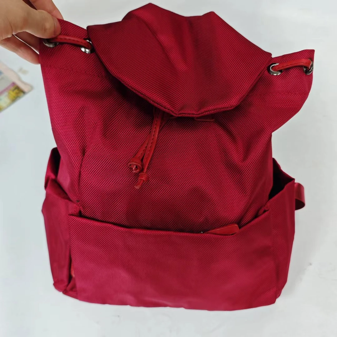 韩版包盖吸扣轻便双肩背包旅行出游水桶包288