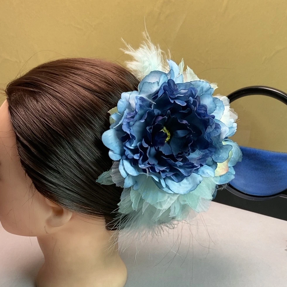 花朵抓夹女2024新款高级感网红后脑勺盘发鲨鱼夹子山茶花发抓超仙