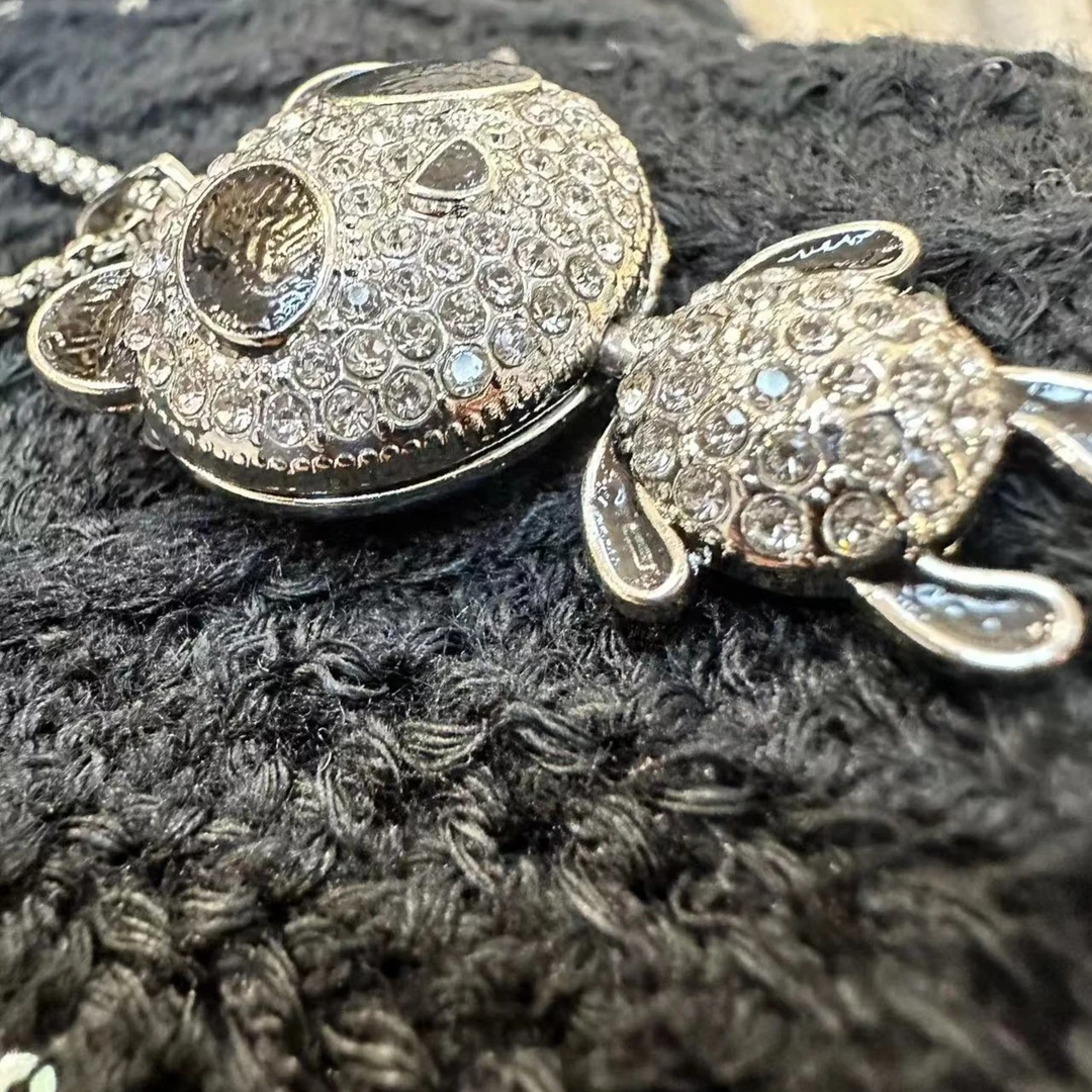 百搭搭配衣服精美高档银色满钻熊猫毛衣配件