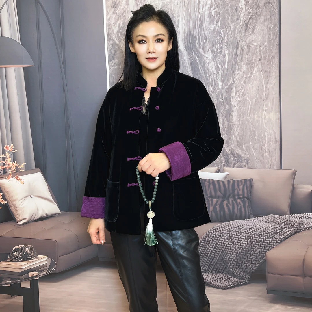 【宝藏衣橱上新】秋冬季新中式立领显瘦时尚黑色气质丝绒棉服