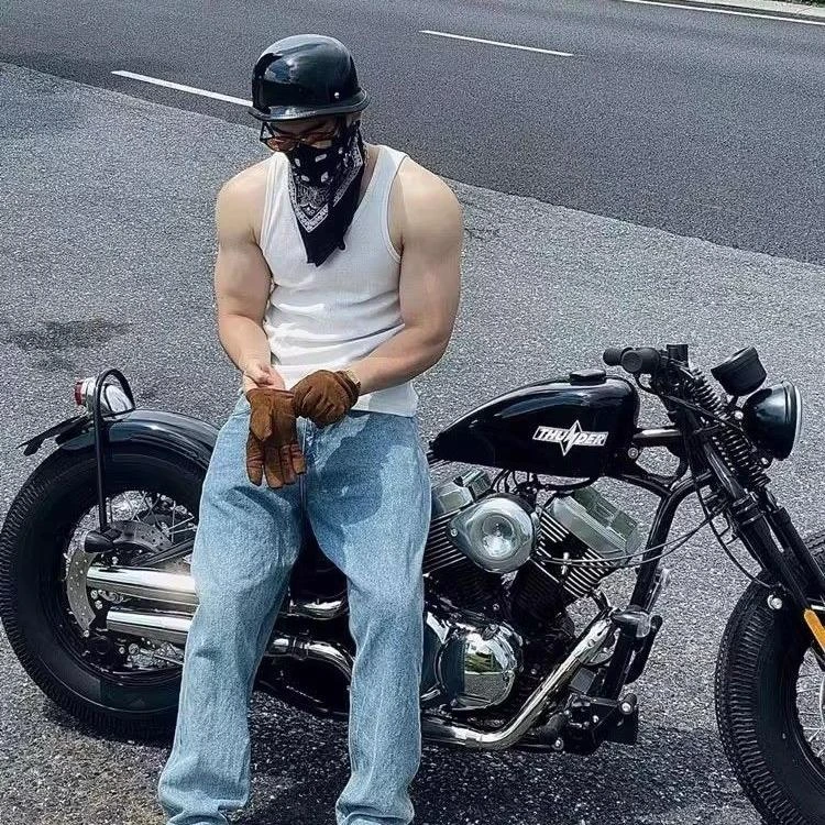 野马直售国际摩托车复古半盔夏季德式大兵钢盔瓢巡航电动机车骑行