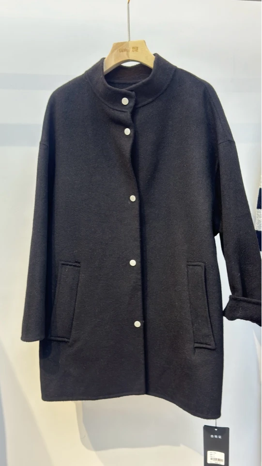 韩版大衣女2024秋冬新款立领单排扣短款毛呢外套绒