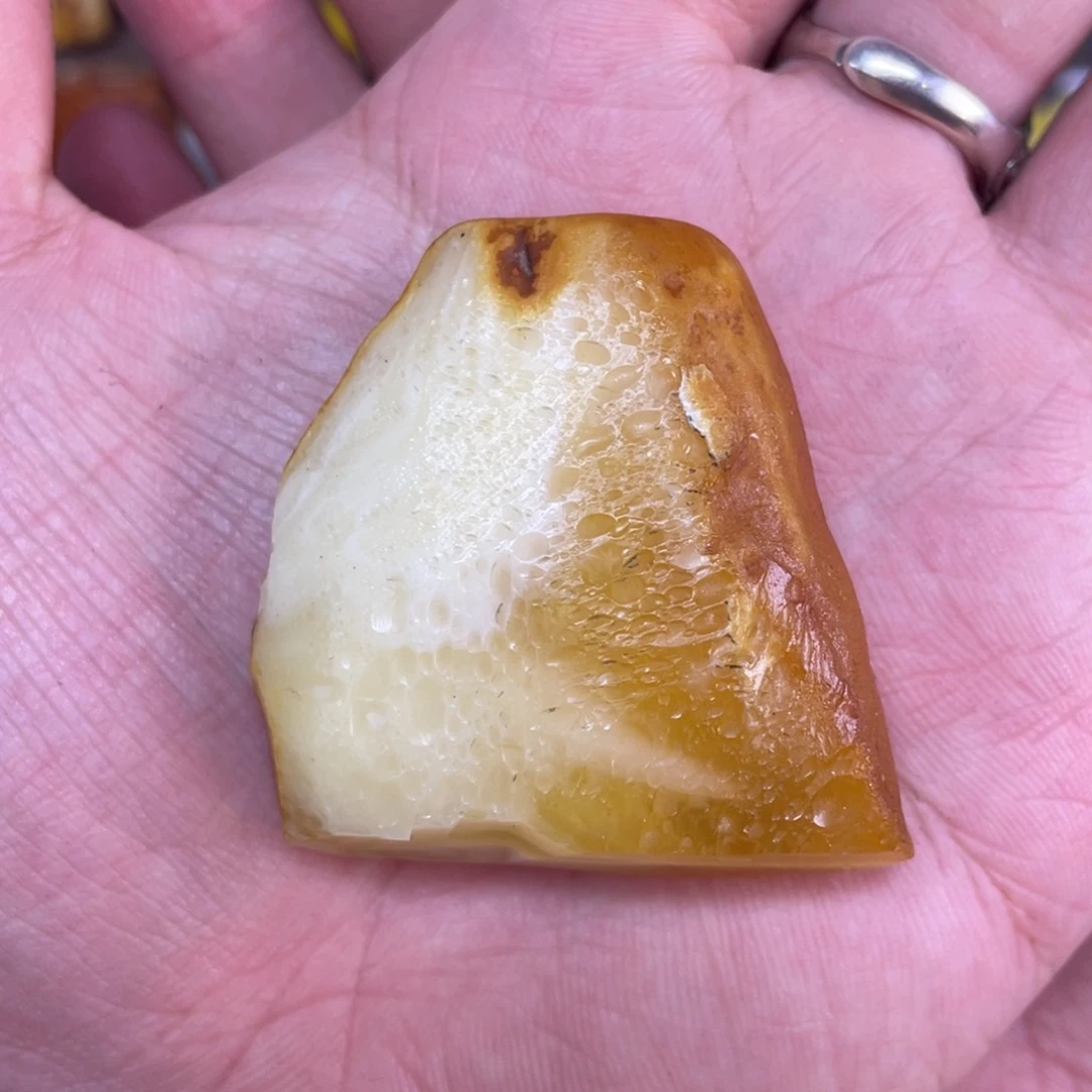 定制琥珀未镶嵌A****r天然琥珀