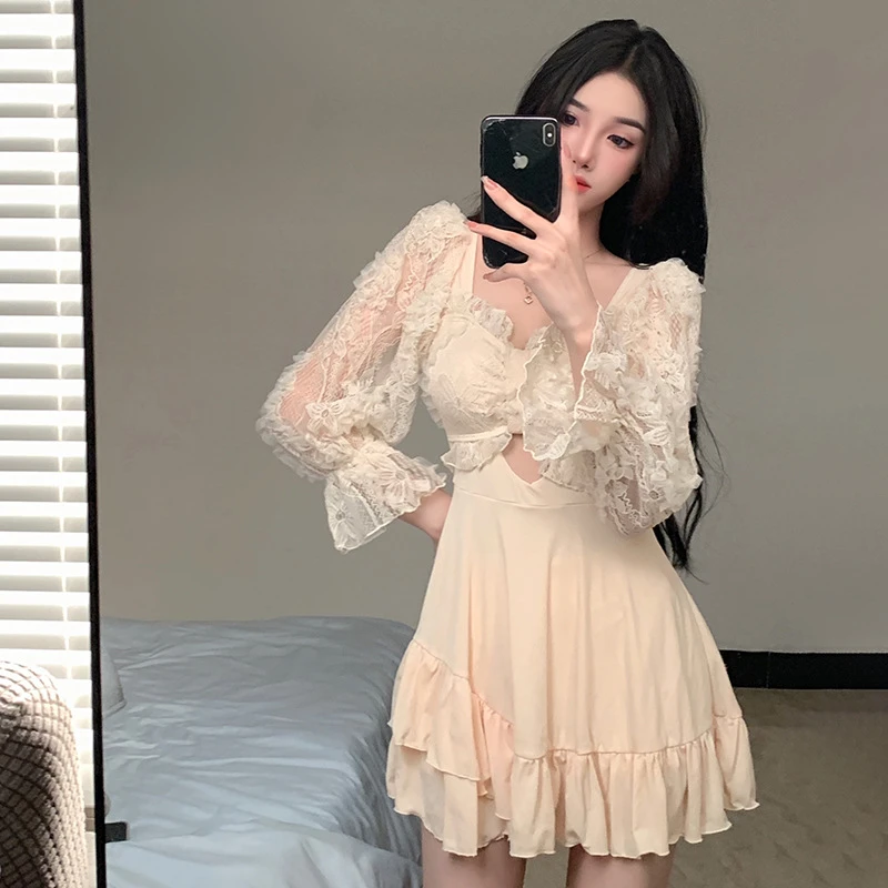 2024新款性感韩版法式女性感蕾丝长袖高级ins遮肚显瘦泳池泳衣