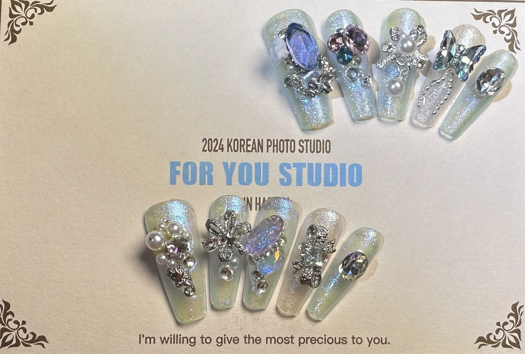 手工穿戴甲极光钻显白气质长椭圆美甲