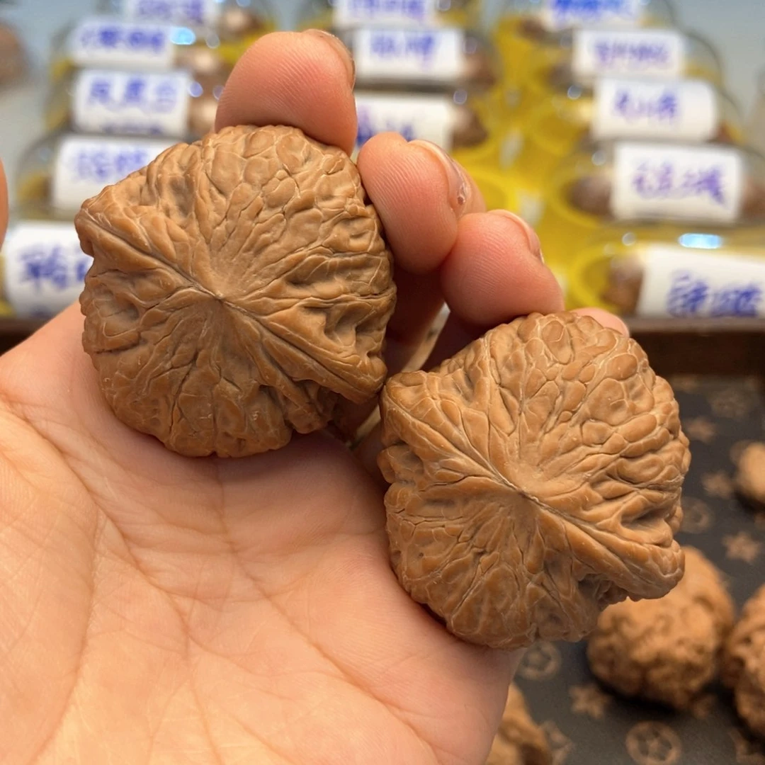 【闪购商品】文玩核桃吊坠东**炮554号铁锤妹妹