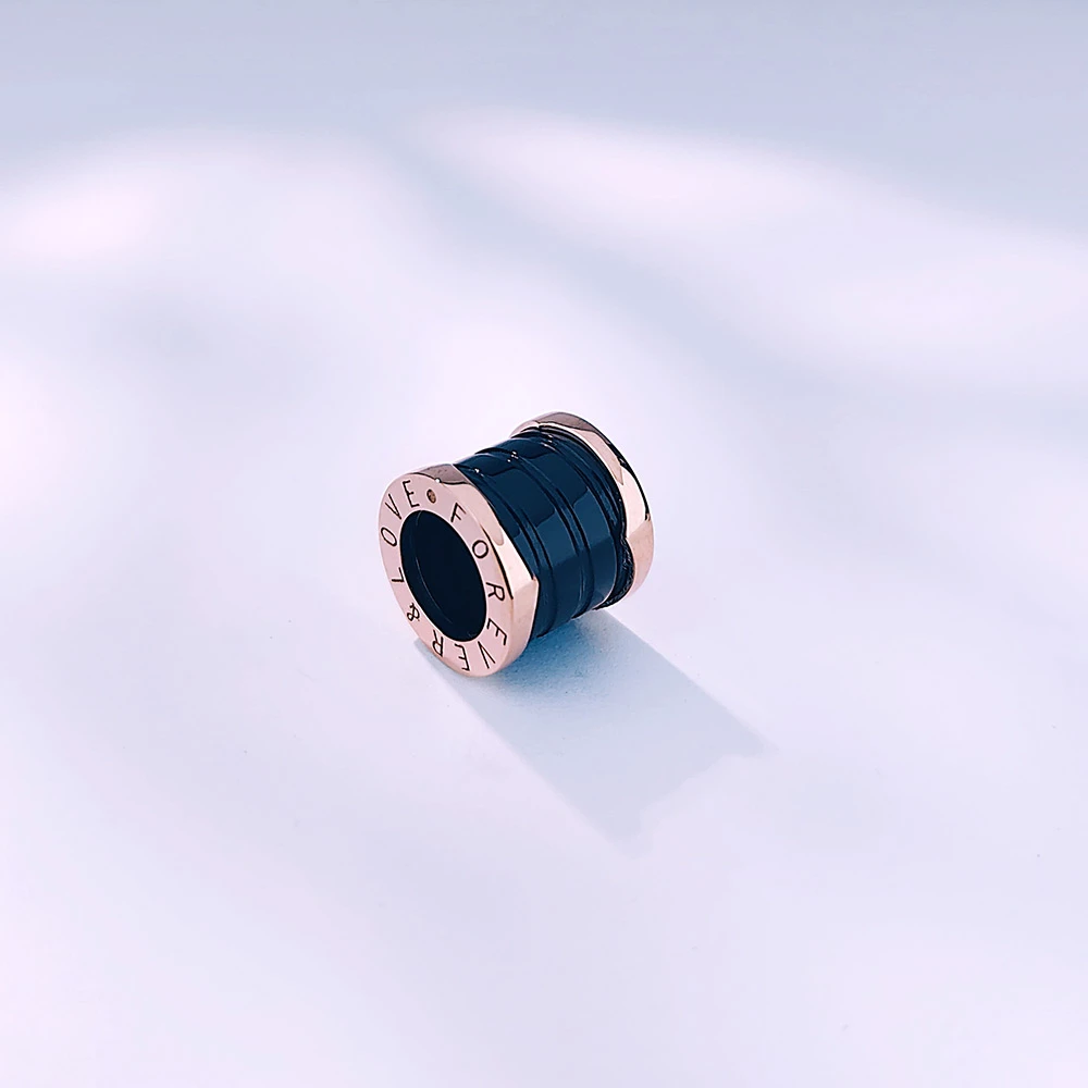 18k金时尚黑玛瑙路路通吊坠实心精工版简约高级单吊坠