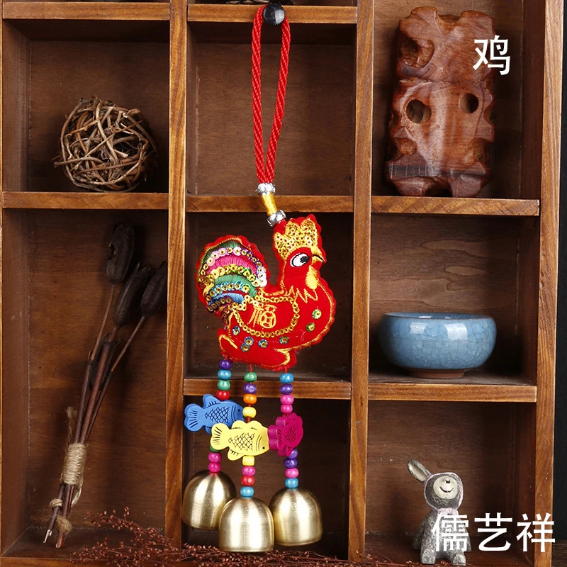 批发12生肖中国结风铃十二生肖亮片刺绣风铃民族风铃挂饰红色狗年