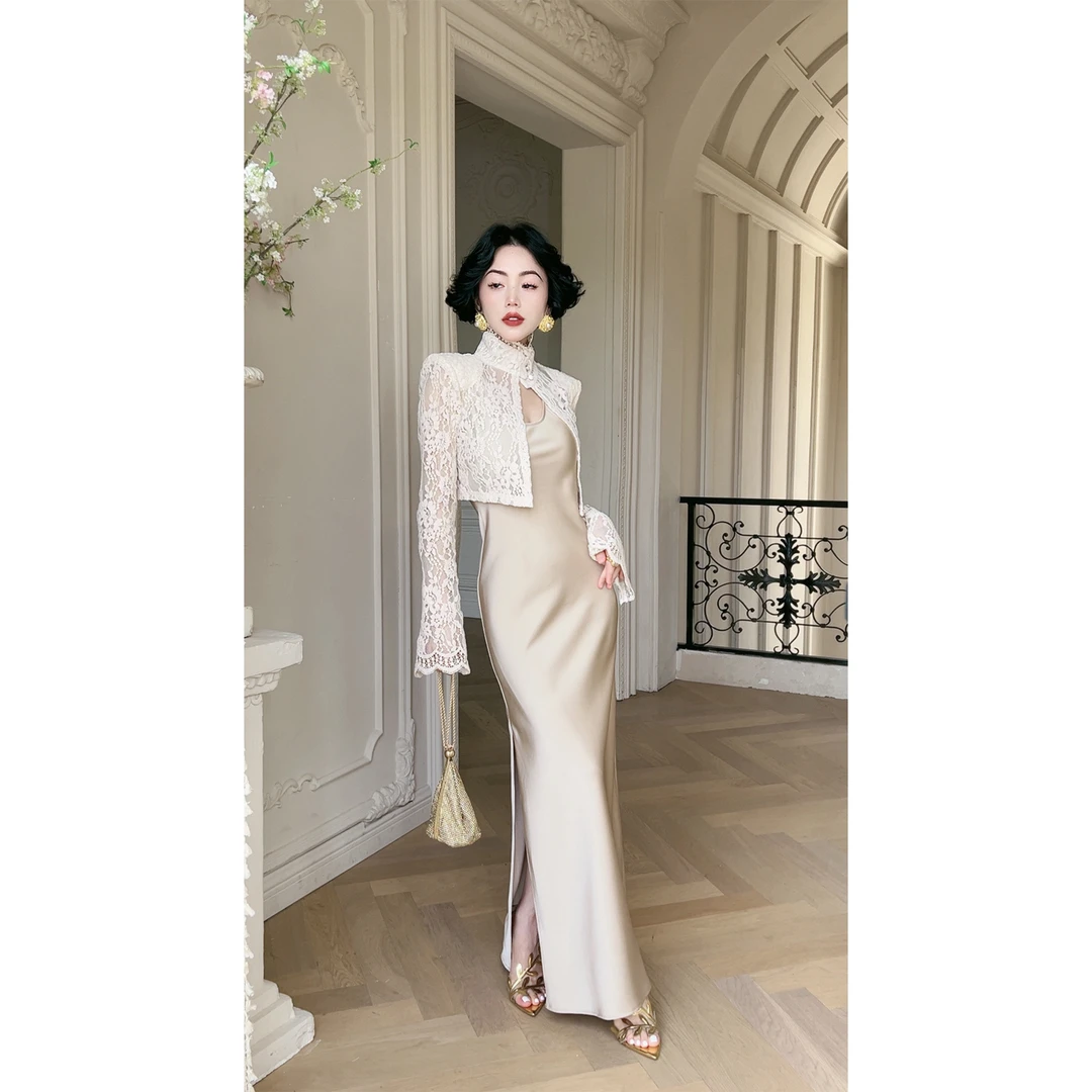 LYXJ【蓬巴杜夫人】夏款骨线蕾丝透气气质短外套10892