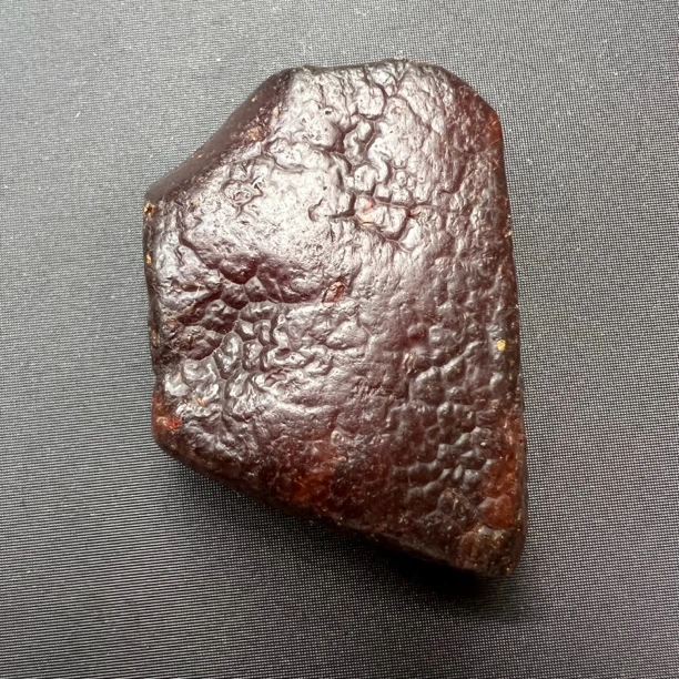 黑皮荔枝皮蜜蜡方牌吊坠琥珀蜜蜡吊坠琥珀蜜蜡手把件琥珀蜜蜡全皮