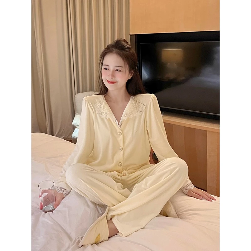 法式甜美蕾丝边海岛绒睡衣女秋冬新款保暖双面绒可外穿家居服套装