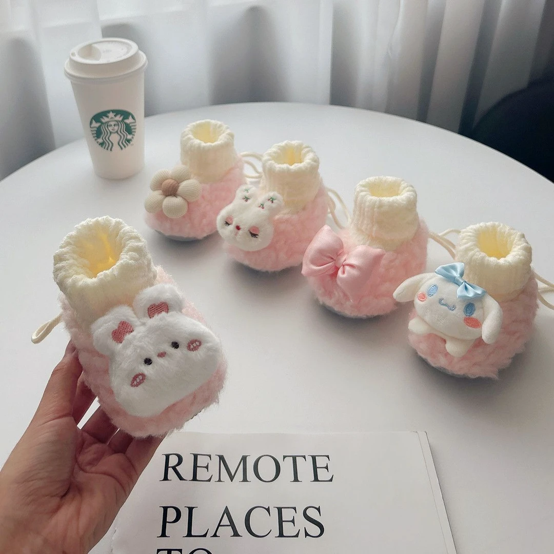 新款冬季加绒0-1岁保暖女宝宝3-8-9个月宝宝步前棉鞋新生儿袜鞋软