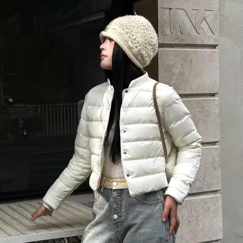 鹅绒羽绒服女冬季2025新款高级黑色设计感小众中式小个子短款外套