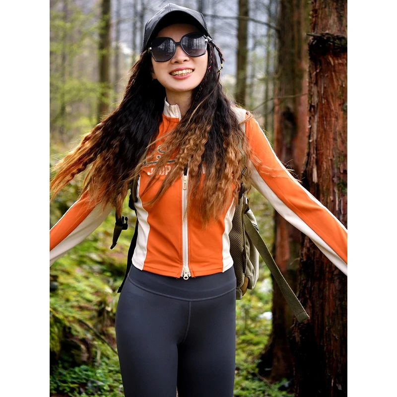 北京森林户外潮牌机车运动弹力修身显瘦拼色印花速干跑步衣女式