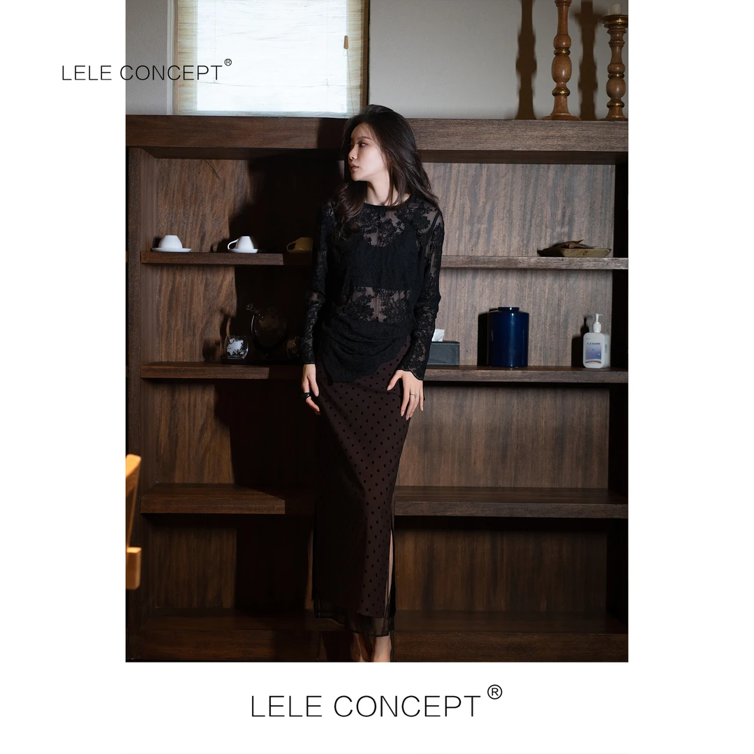 LELE CONCEPT丨法式优雅轻奢款蕾丝花纹两色上衣S0567