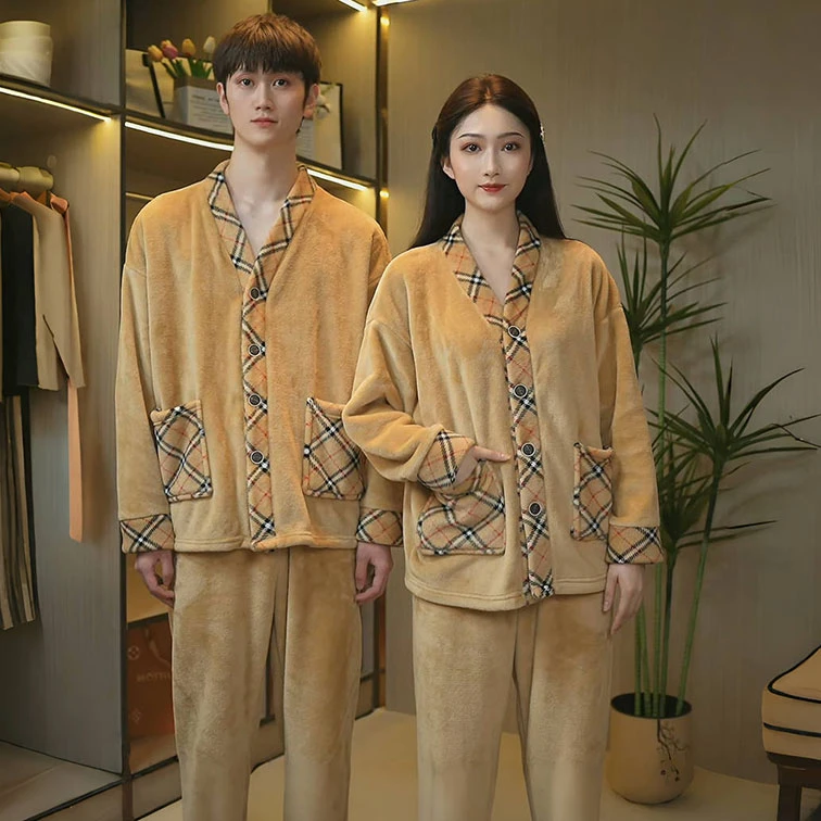 情侣睡衣女秋冬常规厚度加绒珊瑚绒保暖法兰绒男士冬季家居服套装