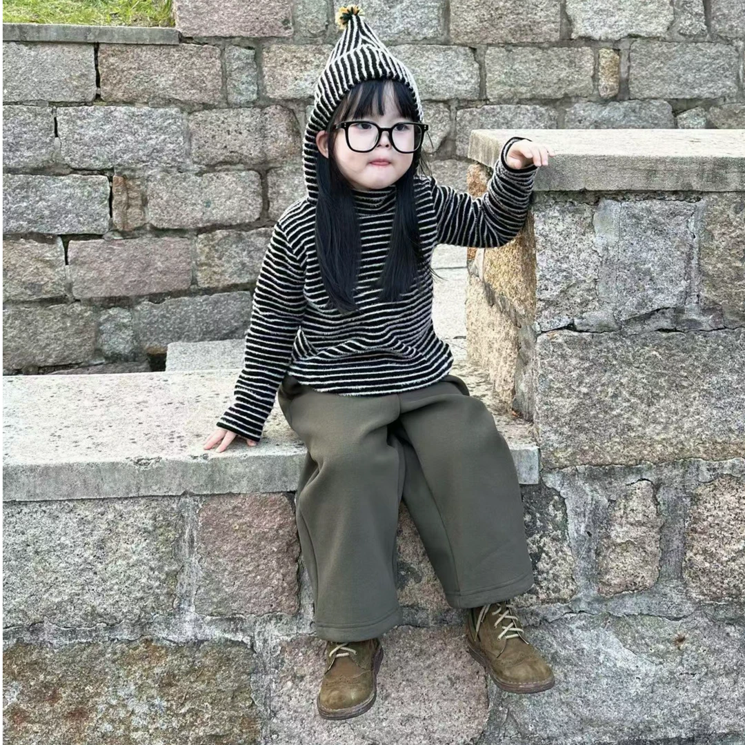 《小思家》2024冬季新款韩版女童休闲条纹连帽卫衣搭军绿色裤子套装