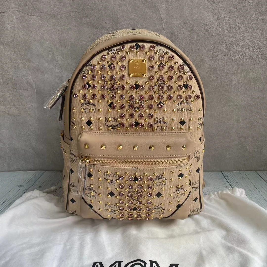 全新未使用 MCM mcm米色水钻款小号双肩包