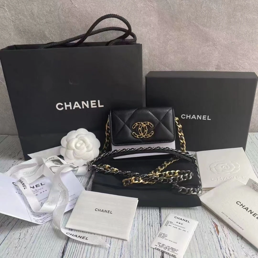 全新未使用 Chanel/香奈儿 chanel黑金19bag迷你链条斜挎包芯片款