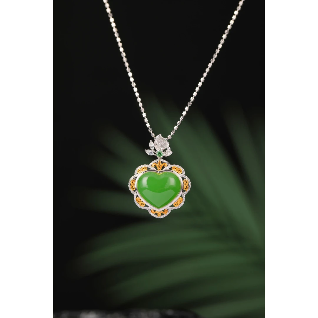 【4周年】18K金双色镶嵌花扣头14mm和田玉苹果绿爱心0000280