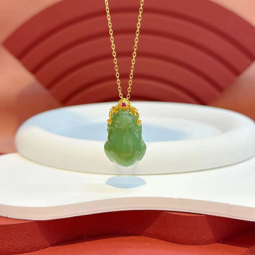 18K金25*14*13mm镶嵌碧玉貔貅HNZ6585