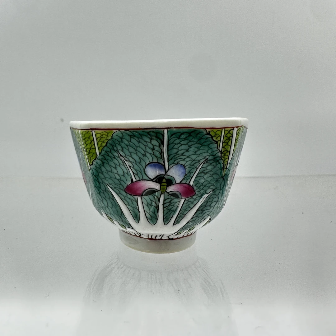 文物商店库出精品瓷