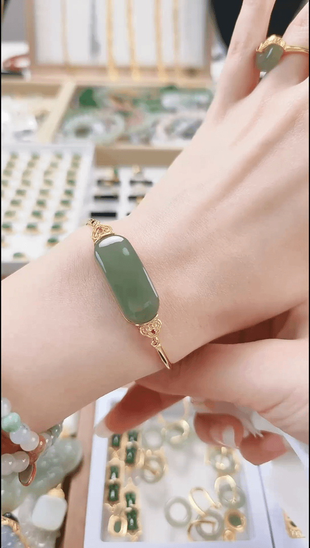 【闪购商品】和田玉手链未镶嵌和田玉手链