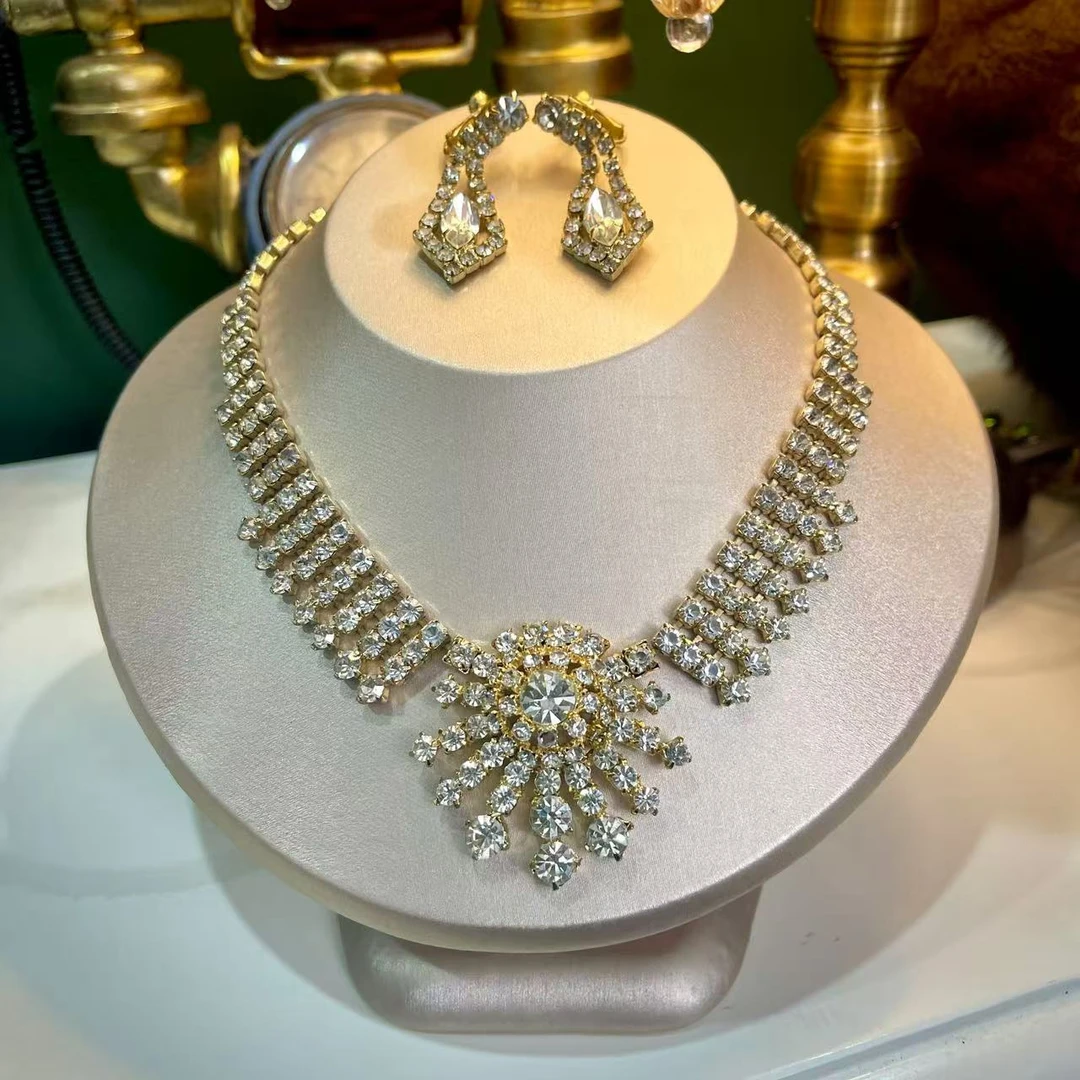 合金仿水晶项链 朱莉安娜素金色莱茵石项链+耳夹扫肩套装