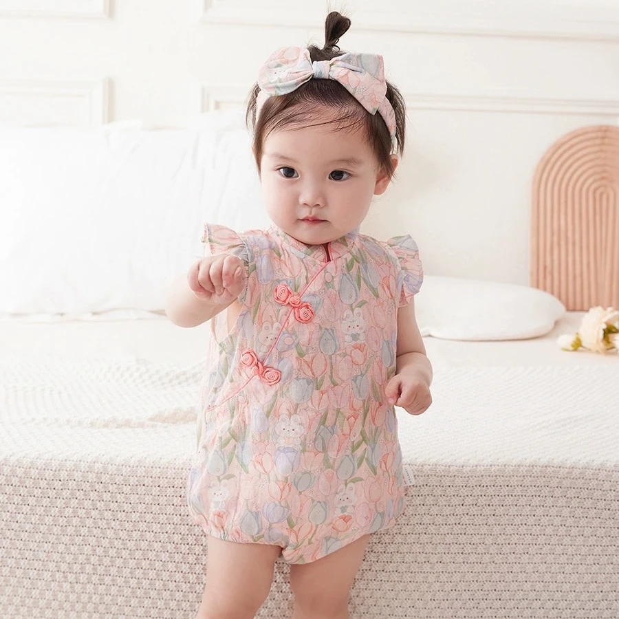 粉色玉兔女宝宝夏季婴儿包屁衣碎花外出服满月儿童碎花女童公主