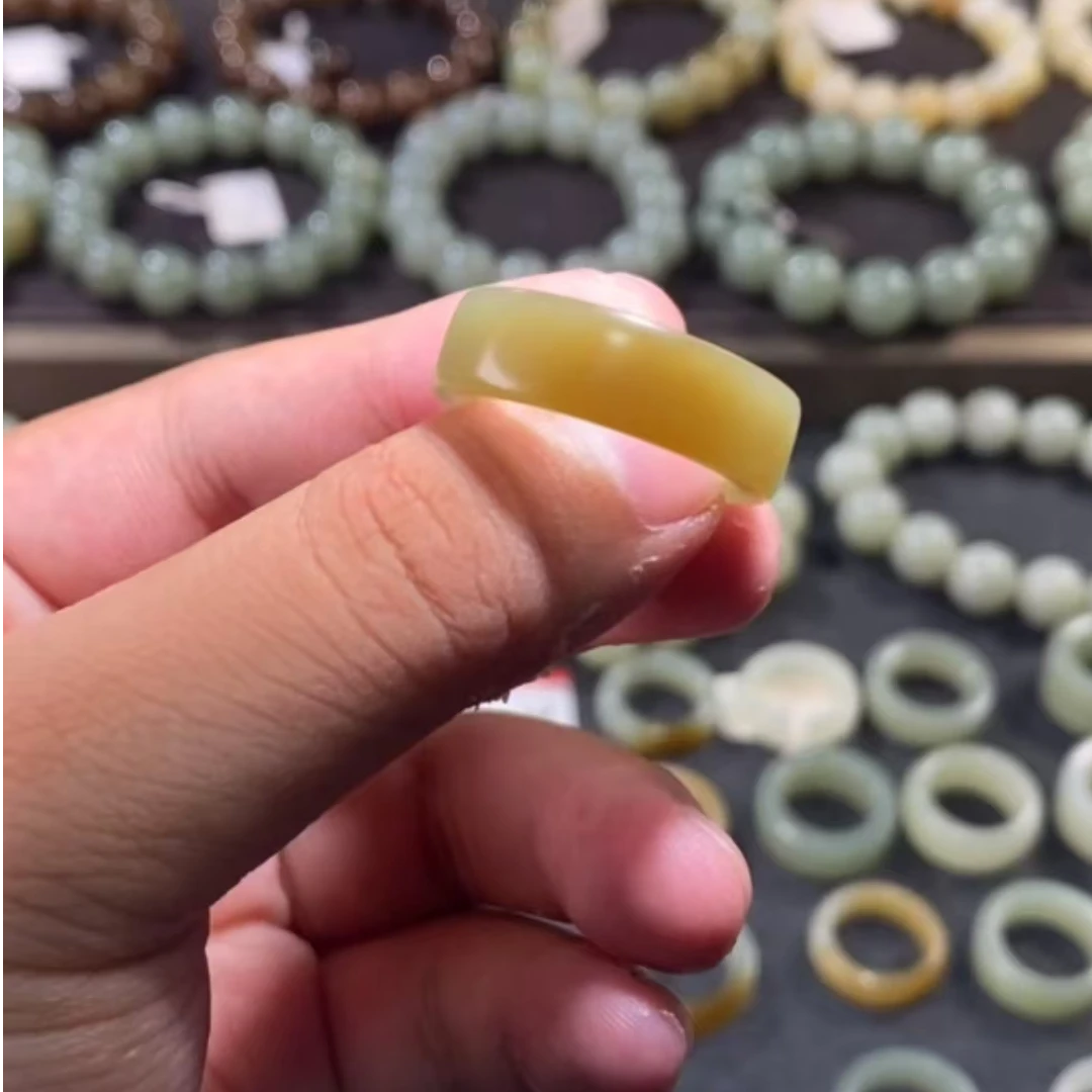 且末近矿糖青白和田玉戒圈
