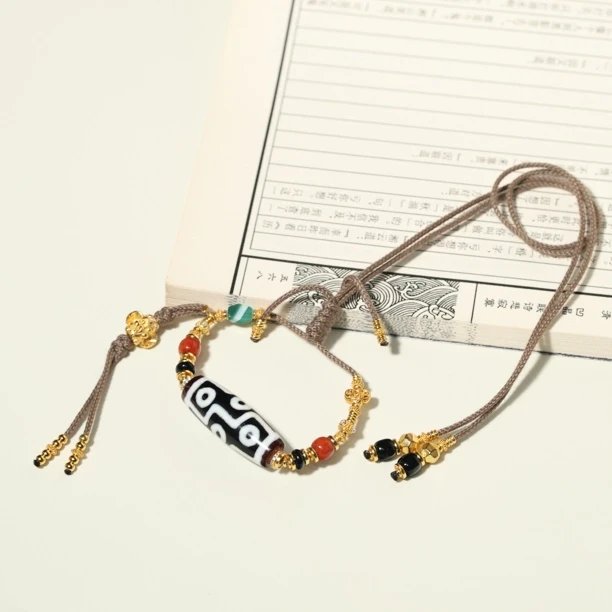 壹加林妹妹 | 玛瑙小卢九眼横款锁骨链5938a