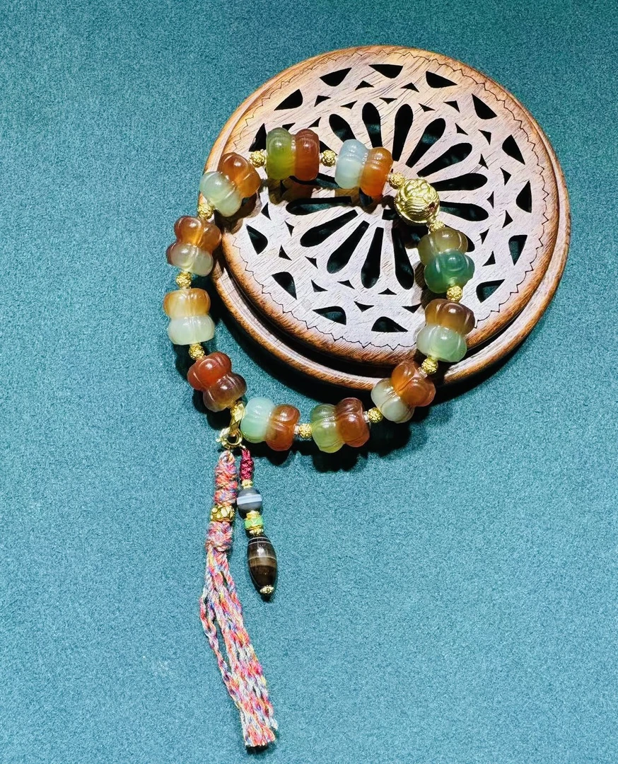 手工设计扎基双莲花玛瑙多宝手串多样性发一