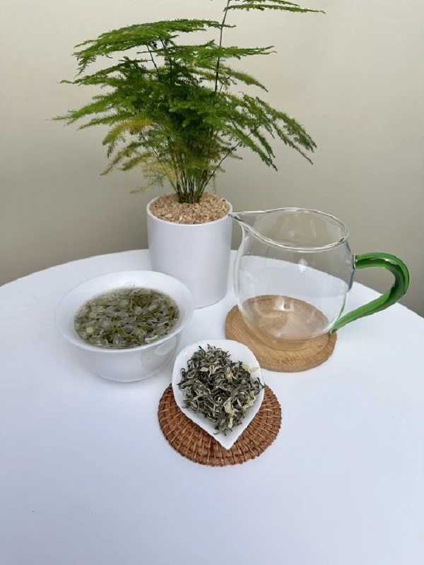 (M1)茉莉花茶 2024新茶 宫廷飘雪 满窨111