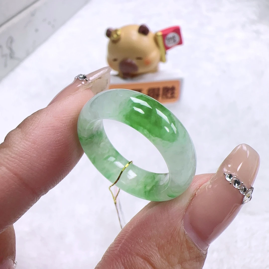 缅甸纯天然A货翡翠冰飘阳绿14号圈口戒指 内径17*6.2*3.8 A3597