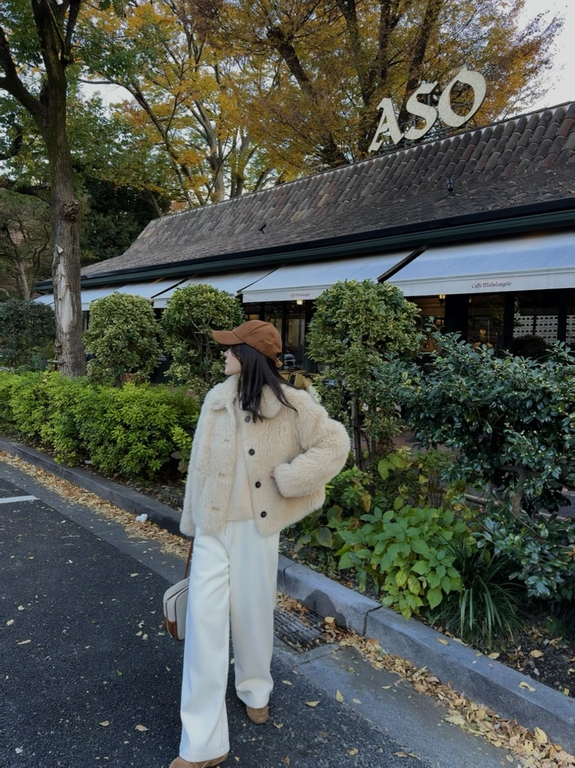 惊喜【ASO一体】PHOEBE叶姐 秋冬新款圆领百搭短外套H4011010164A