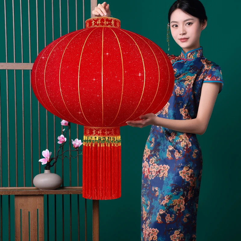 2025年红金钩子灯笼加厚新年植绒普通节日成品旋转安装烛光