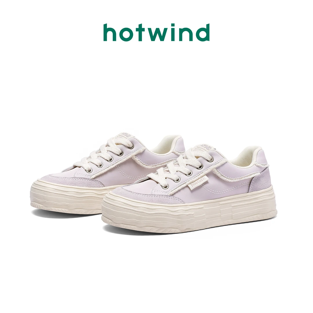 Hotwind/热风潮流休闲鞋女士2025春季新款时尚百搭透气低帮板鞋