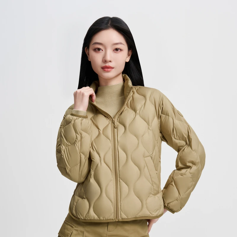 波司登2024新款秋冬季新款女短款休闲立领基础轻薄保暖羽绒服外套