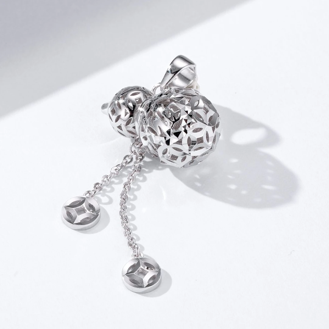 铂星珠宝Pt950钱币镂空福字葫芦流苏小圆珠铂金吊坠