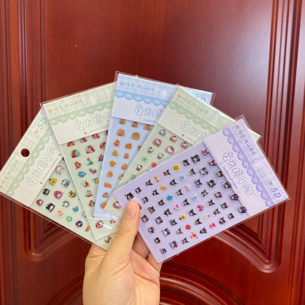 夜光指甲贴混搭5包