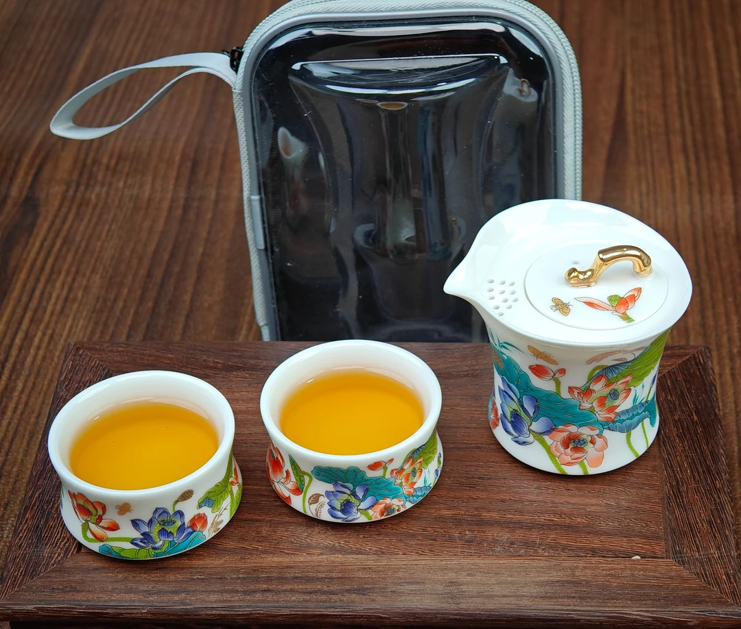 荷美节节高升双杯旅行套D47