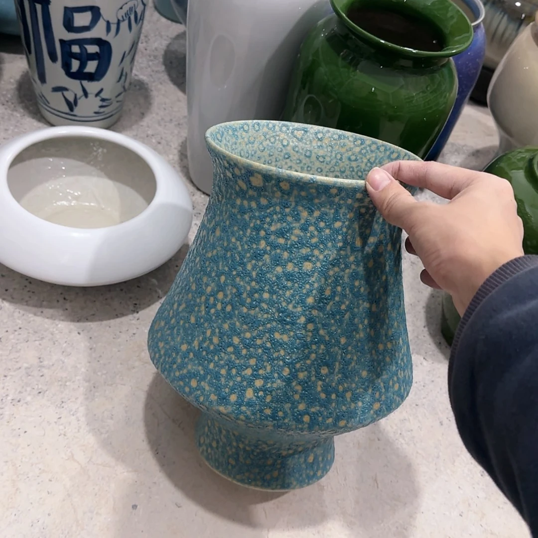 【闪购商品】瓷摆件有孔