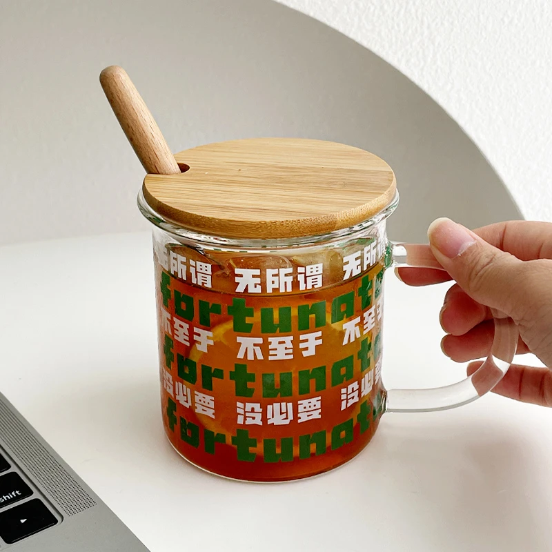 新款女高颜值牛奶早餐杯耐高温玻璃杯带把手咖啡杯带盖带勺燕麦杯