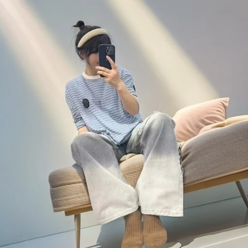 8on8 设计师品牌2024秋冬新款条纹草莓牙刷刺绣长袖上衣磨毛T