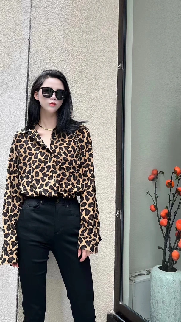 易缔媤豹纹衬衣DE33399