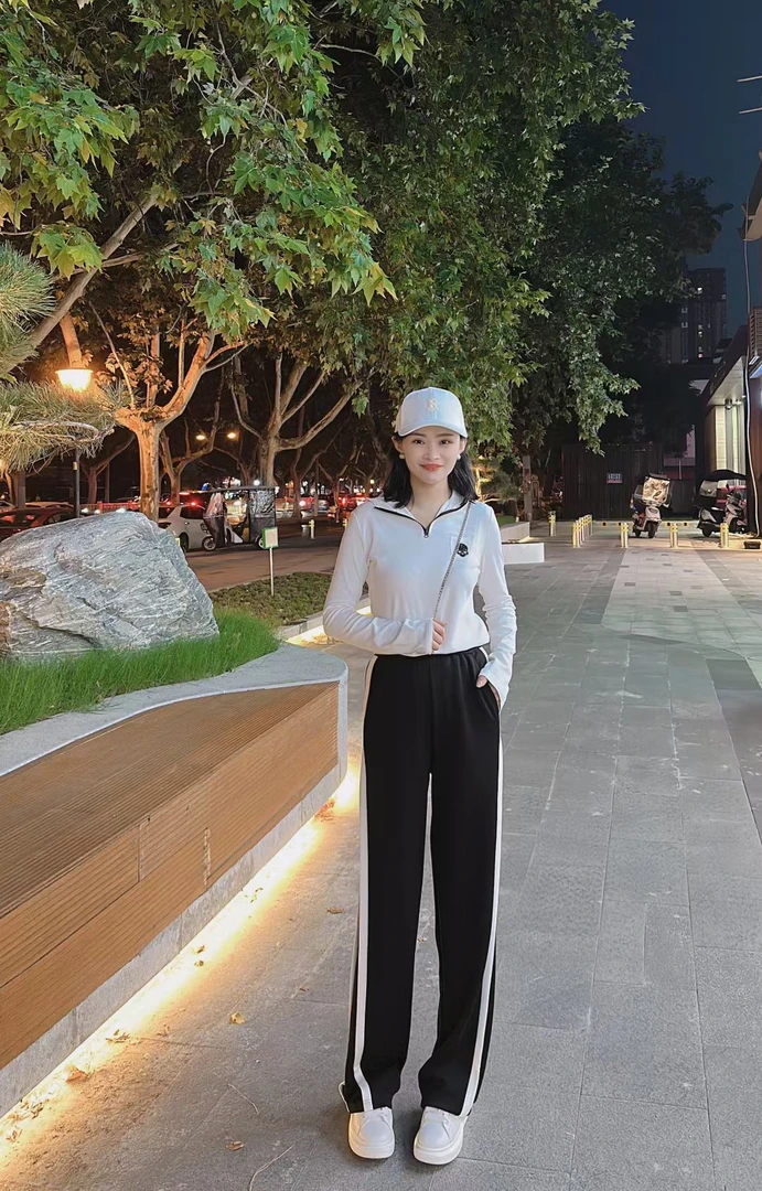 易缔媤德绒连帽T恤DE33093