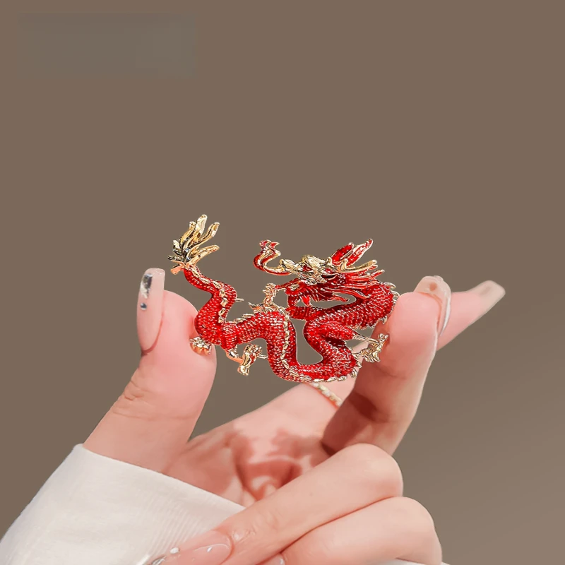 合金胸针 ins百搭创意喜庆金色龙形原创设计红色法式女维锦胸针